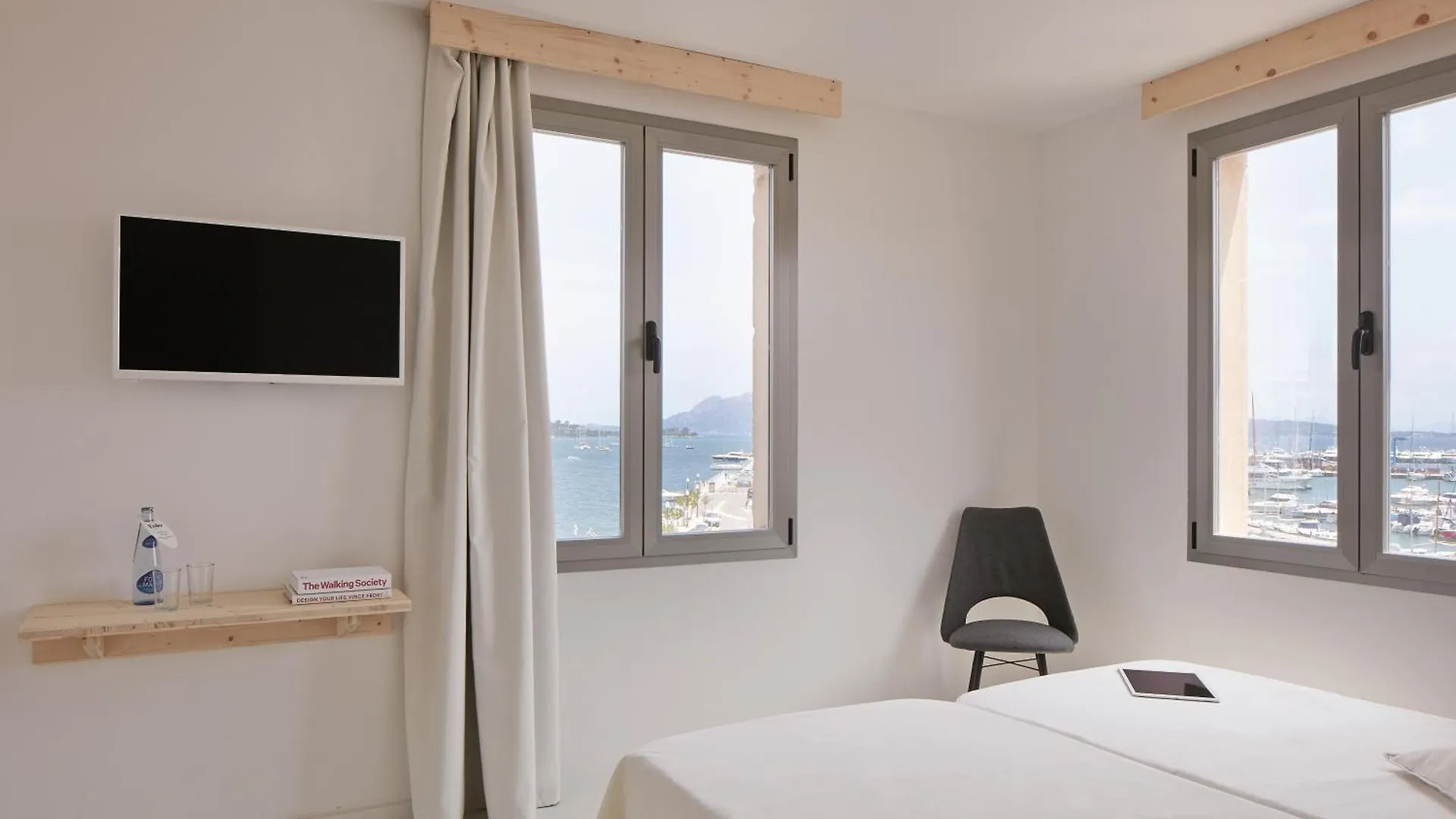 Hotel Eolo Port de Pollenca Spain
